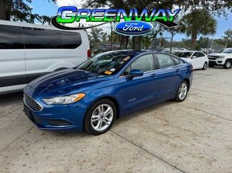 Used 2018 Ford Fusion SE FWD video 1