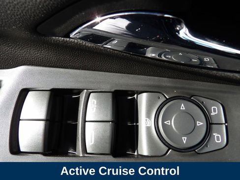 Used 2023 Chevrolet Bolt LT w/ Infotainment Package image 10