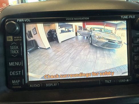 Used 2006 Toyota Sienna XLE Limited w/ XLE Limited Pkg 2 AWD/4WD image 25
