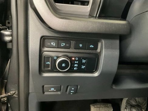 Used 2024 Ford F350 Platinum AWD/4WD image 11