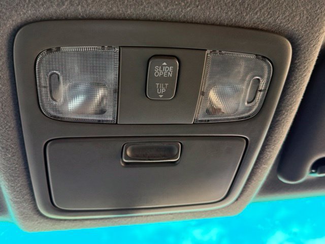 Used 2005 Toyota 4Runner Sport AWD/4WD image 27