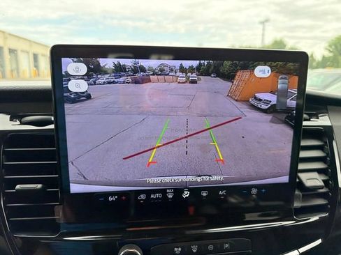 Used 2025 Ford Transit 350 XLT RWD image 24