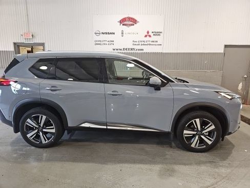 Certified 2023 Nissan Rogue SL w/ SL Premium Package AWD/4WD image 2
