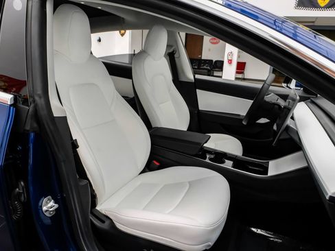 Used 2020 Tesla Model 3 Performance AWD/4WD image 32