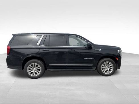 Used 2023 GMC Yukon Denali AWD/4WD image 3