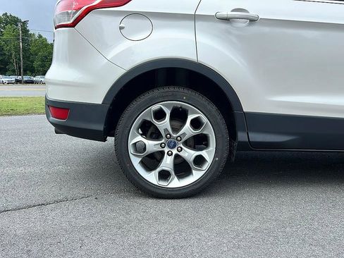 Used 2013 Ford Escape Titanium AWD/4WD image 22