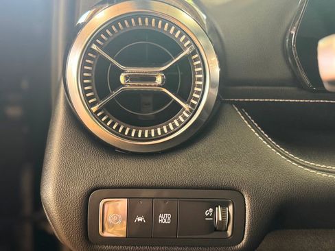 Used 2024 Chevrolet Blazer EV LT image 22