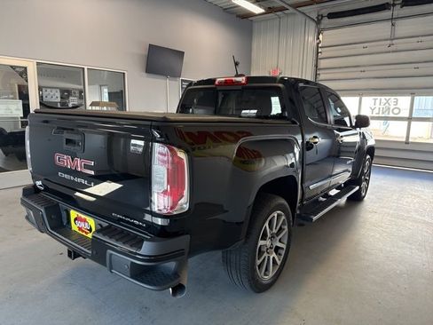 Certified 2021 GMC Canyon Denali image 4