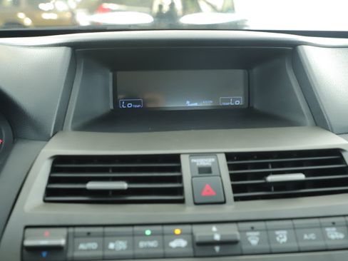 Used 2011 Honda Accord EX-L image 21