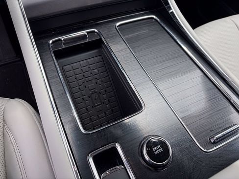 Used 2026 Lincoln Aviator AWD image 34