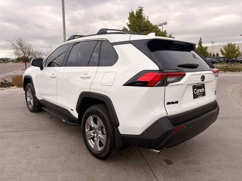 Used 2025 Toyota RAV4 XLE w/ Convenience Package AWD/4WD image 6