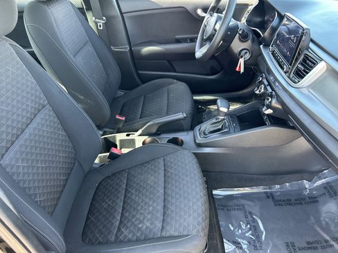 Certified 2023 Kia Rio LX image 10