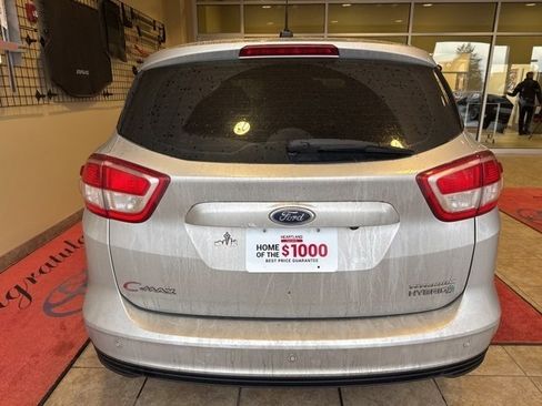 Used 2017 Ford C-MAX Titanium image 7