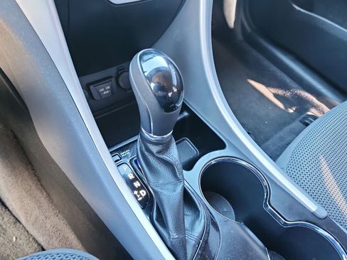 Used 2013 Hyundai Sonata GLS image 23