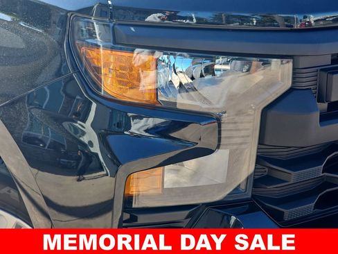 Used 2025 Chevrolet Silverado 1500 Custom AWD/4WD image 33