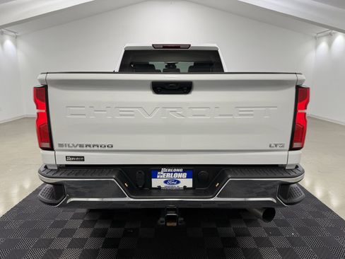 Used 2024 Chevrolet Silverado 2500 LTZ image 7