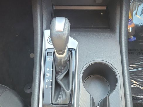 Used 2025 Nissan Altima 2.5 S FWD image 24