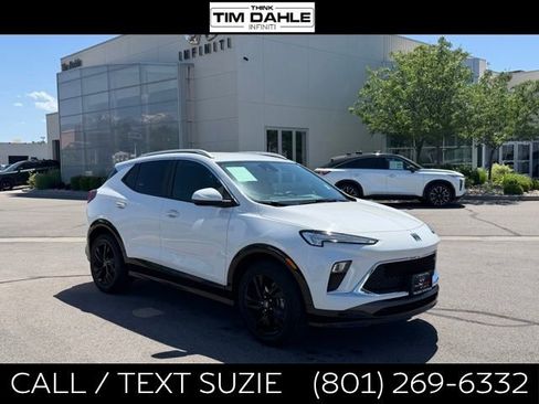 Used 2024 Buick Encore GX Sport Touring FWD image 1