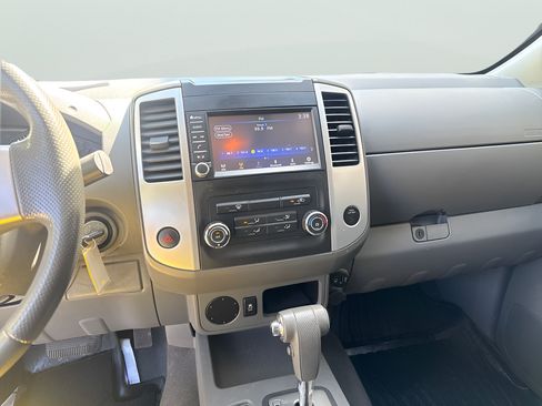 Used 2019 Nissan Frontier SV RWD image 25