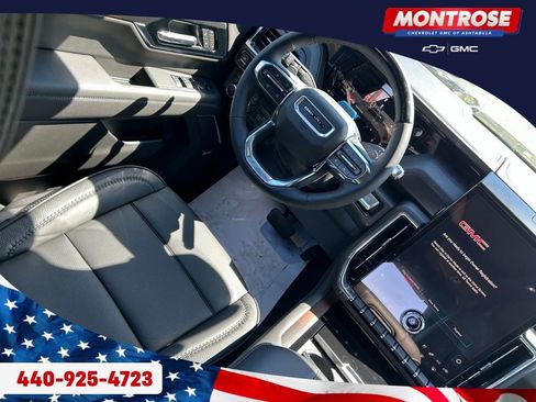 New 2026 GMC Yukon Denali w/ Denali Reserve Package AWD/4WD image 24