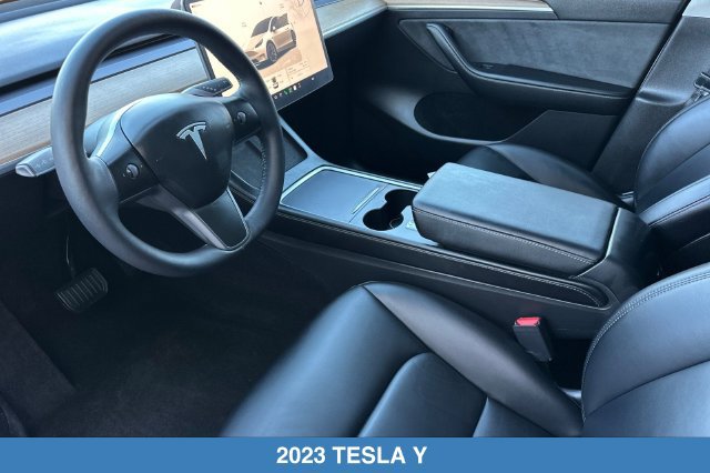 Used 2023 Tesla Model Y Long Range AWD/4WD image 11