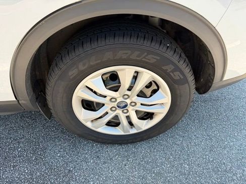 Used 2020 Ford Escape S image 5