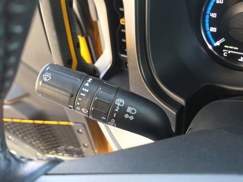 Used 2021 Ford Bronco Badlands image 33