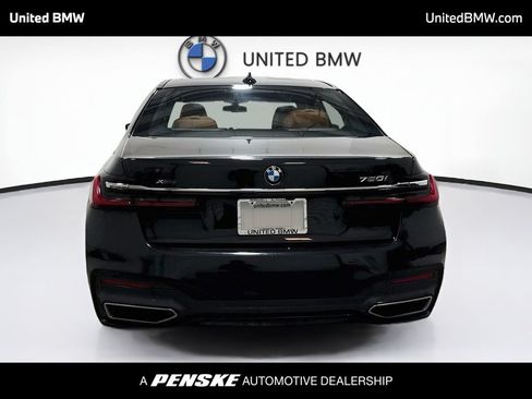 Used 2022 BMW 750i xDrive w/ Luxury Rear Seating Package AWD/4WD image 6