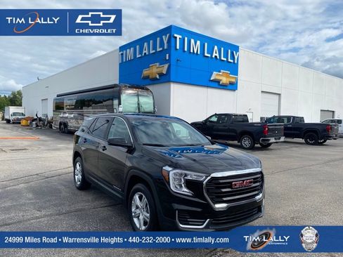 Used 2024 GMC Terrain SLE AWD/4WD image 1