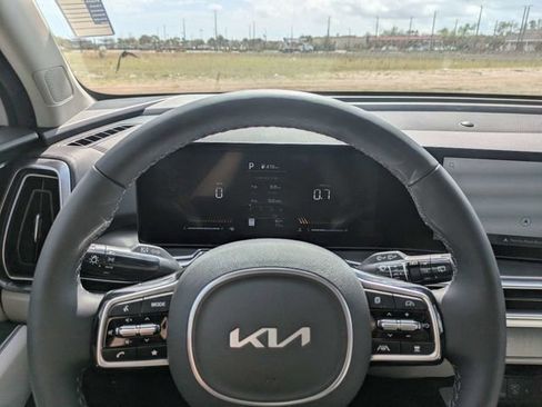 New 2025 Kia Sorento S w/ Panoramic Sunroof Package FWD image 30