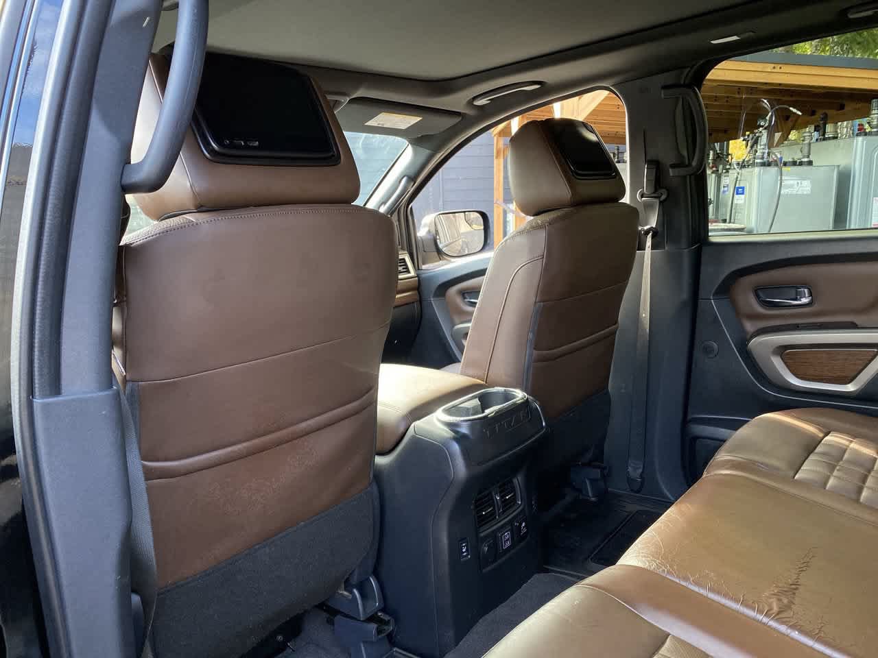 Used 2021 Nissan Titan Platinum Reserve w/ Moonroof Package AWD/4WD image 15