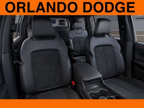 New 2025 Jeep Grand Cherokee L Altitude RWD image 16