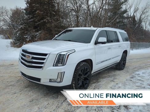 Used 2019 Cadillac Escalade ESV Platinum image 1