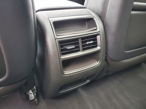 Used 2017 Cadillac XT5 Luxury w/ Driver Awareness Package image 27