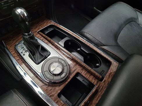Used 2020 Nissan Armada SL w/ Premium Package RWD image 26
