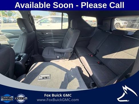Used 2024 Chevrolet Traverse LT w/ Trailering Package AWD/4WD image 8