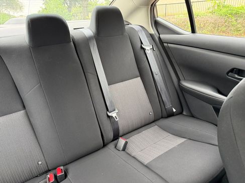 Used 2025 Nissan Sentra SV FWD image 37