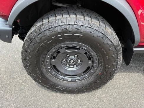 Certified 2025 Ford Bronco Badlands AWD/4WD image 12