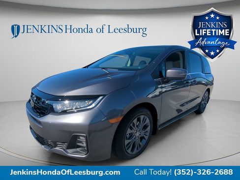 New 2026 Honda Odyssey Touring image 7