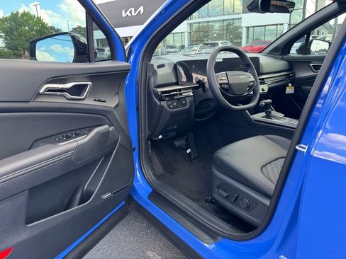 New 2026 Kia Sportage X-Line w/ X-Line Technology Package AWD/4WD image 11