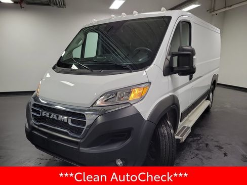 Used 2025 RAM ProMaster 2500 w/ U-Haul Equipment Group FWD image 4
