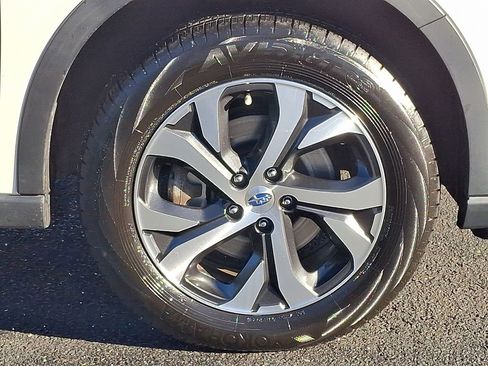 Used 2022 Subaru Outback Touring image 8