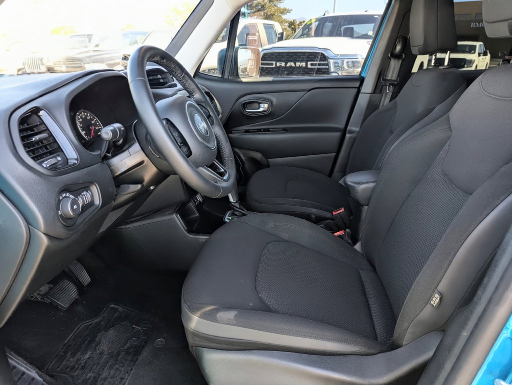 Used 2020 Jeep Renegade Altitude FWD image 15