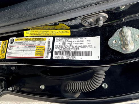 Used 2015 Toyota Tundra SR5 w/ SR5 Upgrade Package image 20