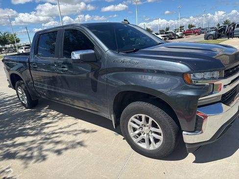 Used 2021 Chevrolet Silverado 1500 LT AWD/4WD image 9