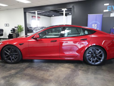Used 2022 Tesla Model S Standard Range AWD/4WD image 10
