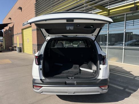 Used 2025 Hyundai Tucson Limited FWD image 39