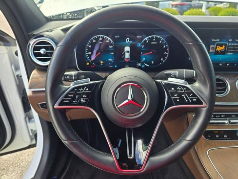 Used 2022 Mercedes-Benz E 350 4MATIC Sedan image 14