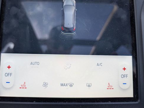 Used 2024 Ford Edge SEL w/ Convenience Package image 17