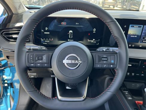 New 2026 Nissan Kicks SR FWD image 9
